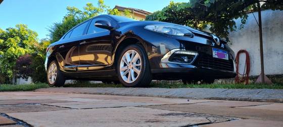 RENAULT FLUENCE 2.0 PRIVILÉGE 16V FLEX 4P AUTOMÁTICO RENAULT FLUENCE 2.0 PRIVILÉGE 16V FLEX 4P AUTOMÁTICO